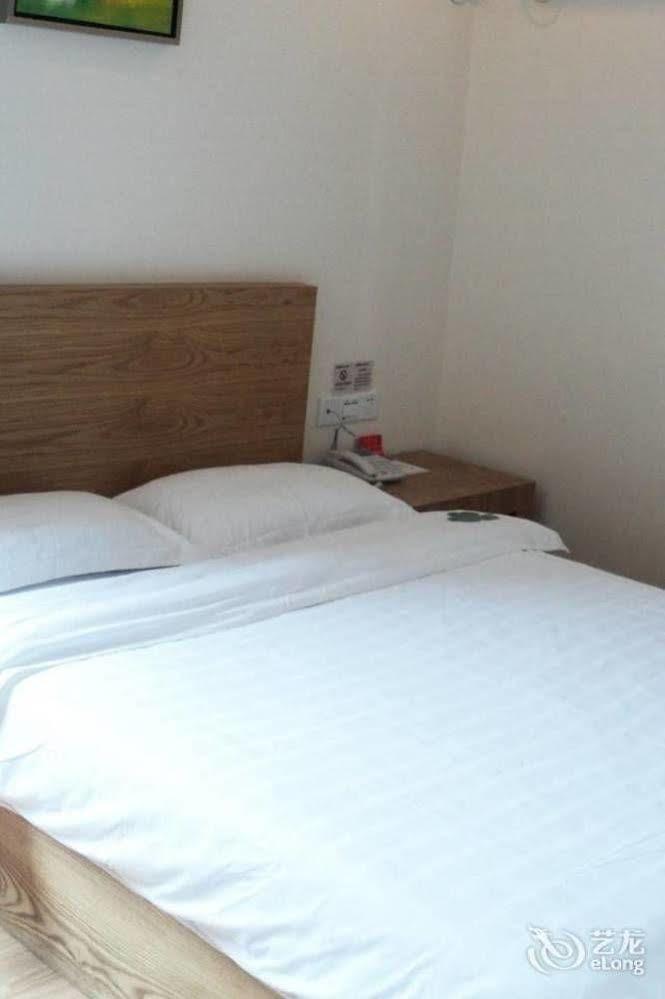 Loft Inn Qingyuan Lianjiang Road Branch تشينغيوان المظهر الخارجي الصورة