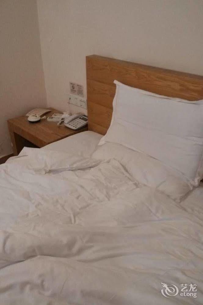 Loft Inn Qingyuan Lianjiang Road Branch تشينغيوان المظهر الخارجي الصورة
