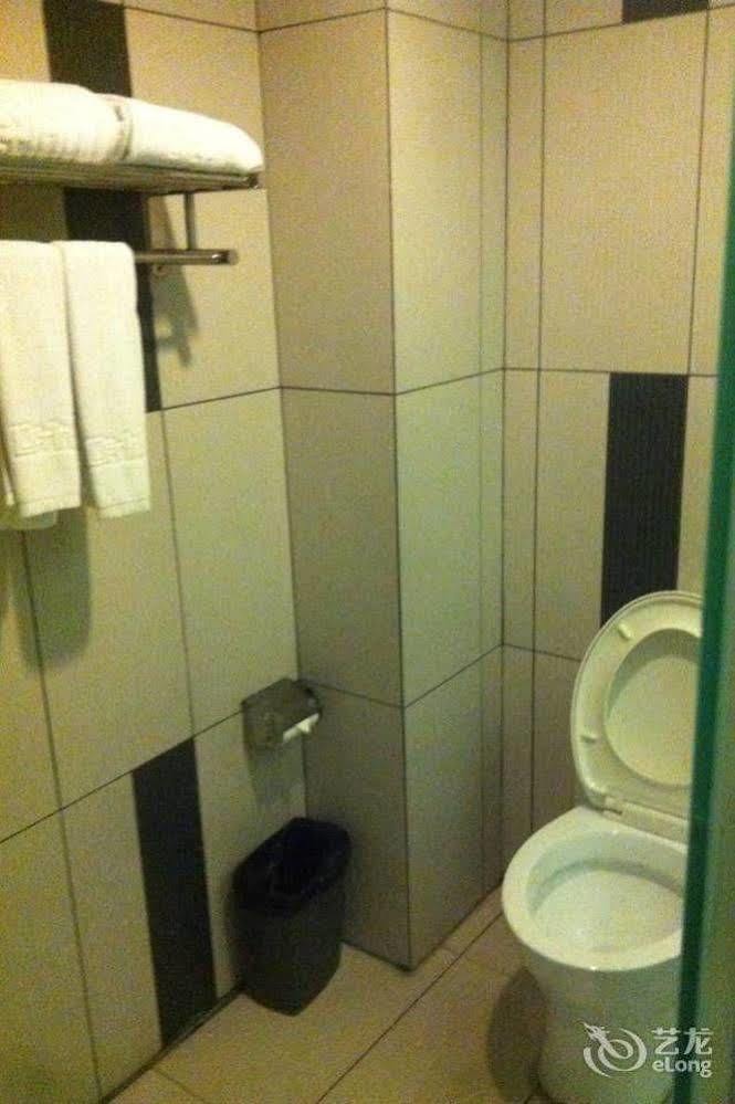 Loft Inn Qingyuan Lianjiang Road Branch تشينغيوان المظهر الخارجي الصورة