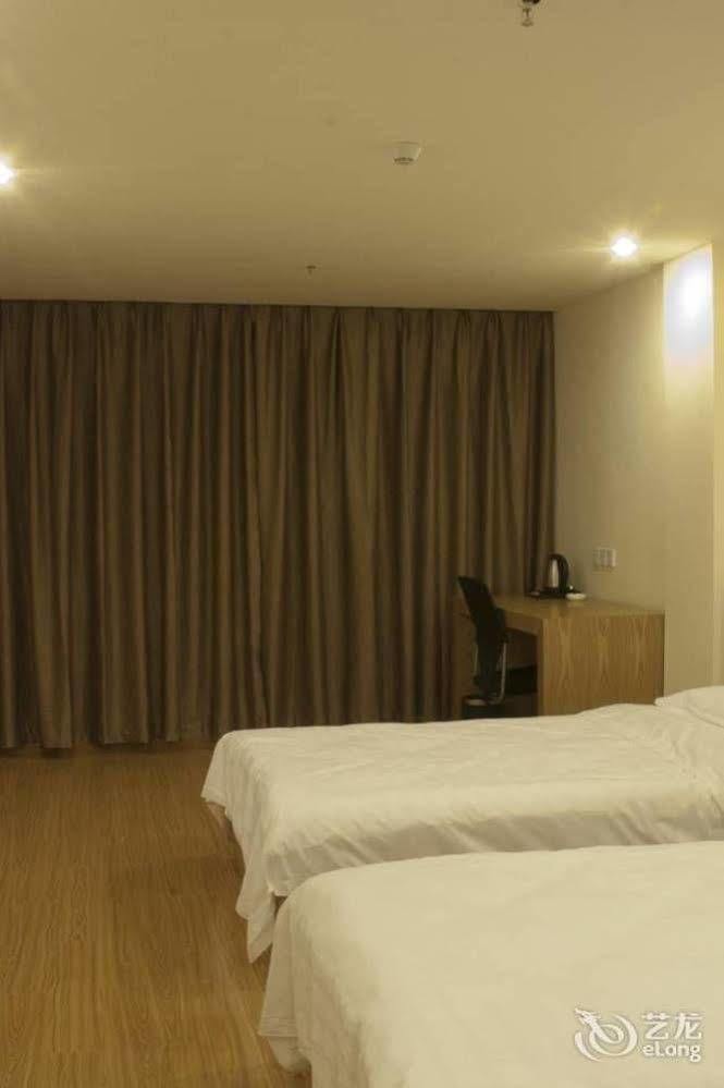 Loft Inn Qingyuan Lianjiang Road Branch تشينغيوان المظهر الخارجي الصورة